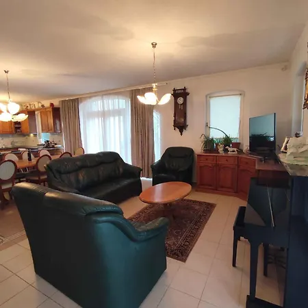 In 48107 * Balatonboglár