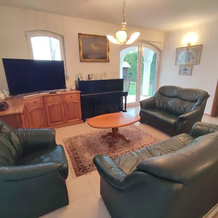 In 48107 Semesterbostad