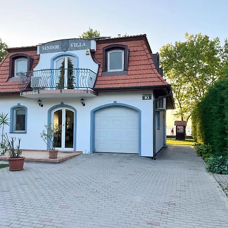 In 48107 Semesterbostad